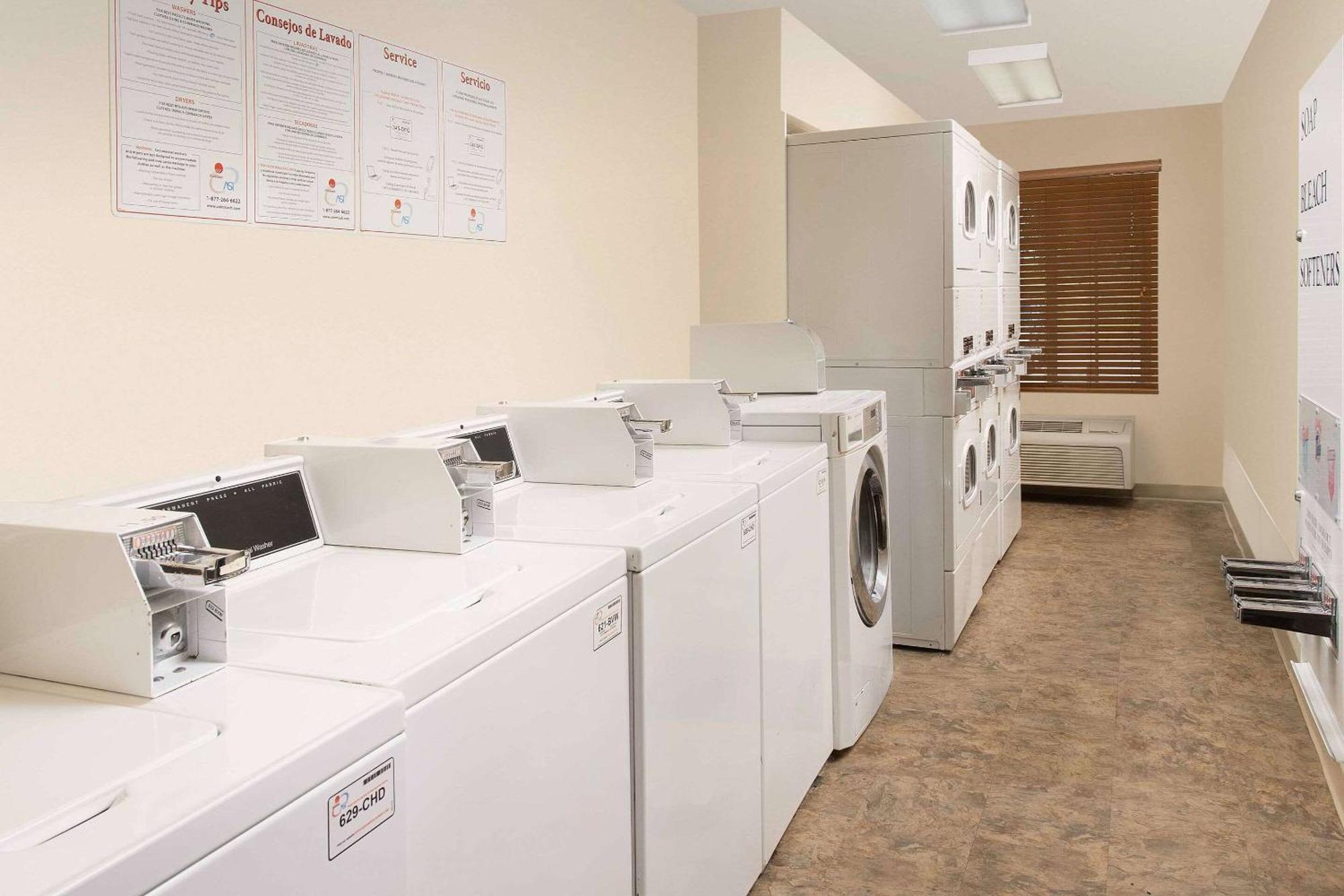 Woodspring Suites Austin North I-35 Екстериор снимка
