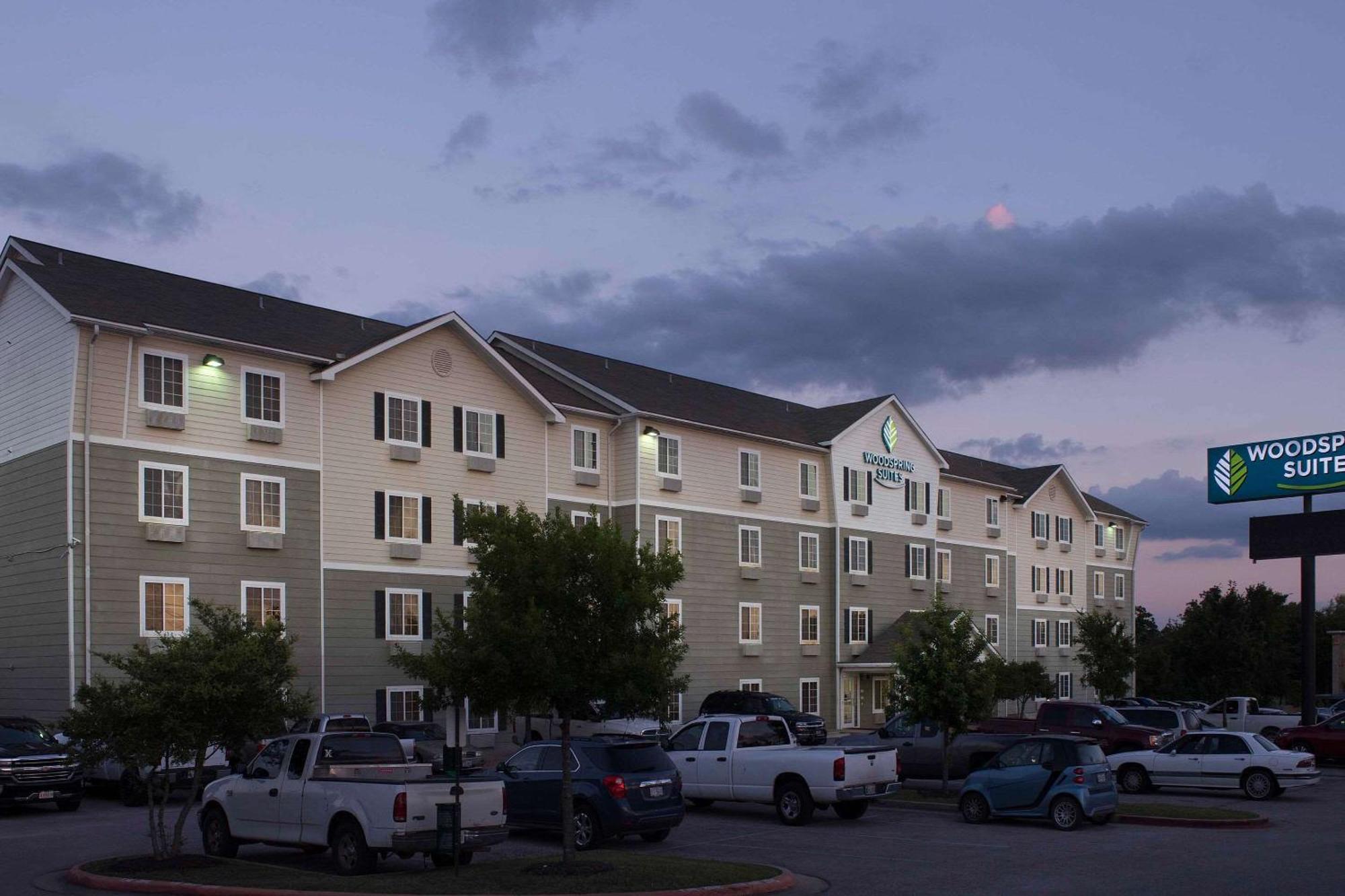 Woodspring Suites Austin North I-35 Екстериор снимка