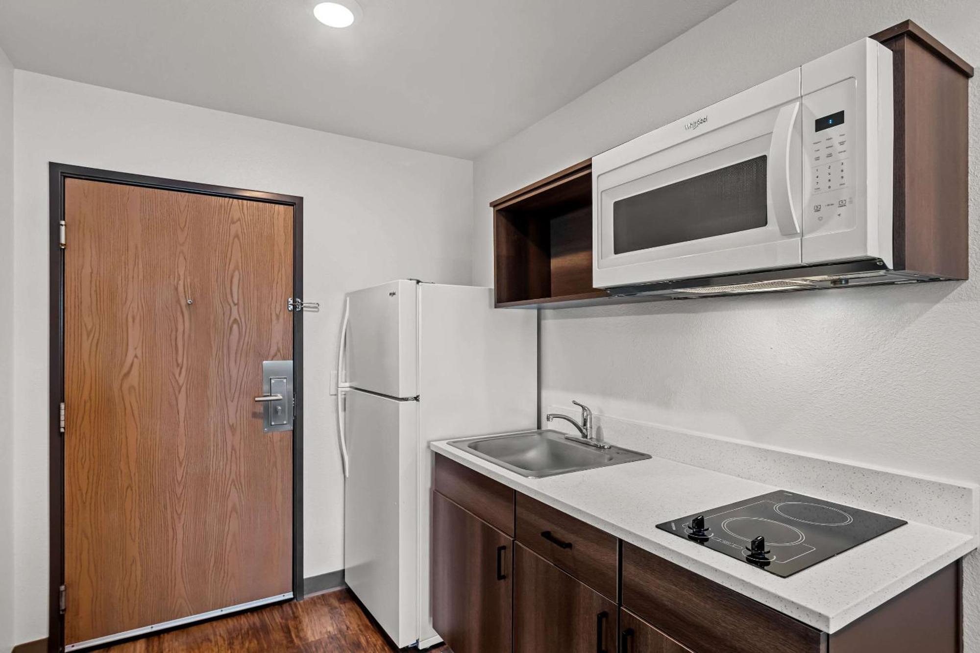 Woodspring Suites Austin North I-35 Екстериор снимка